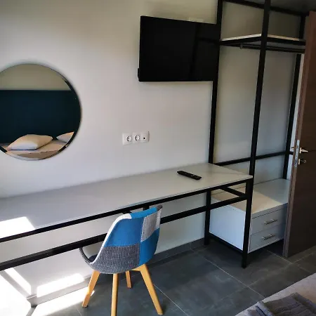 מלון דירות Anemona