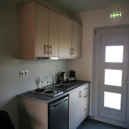 מלון דירות Anemona סידריון